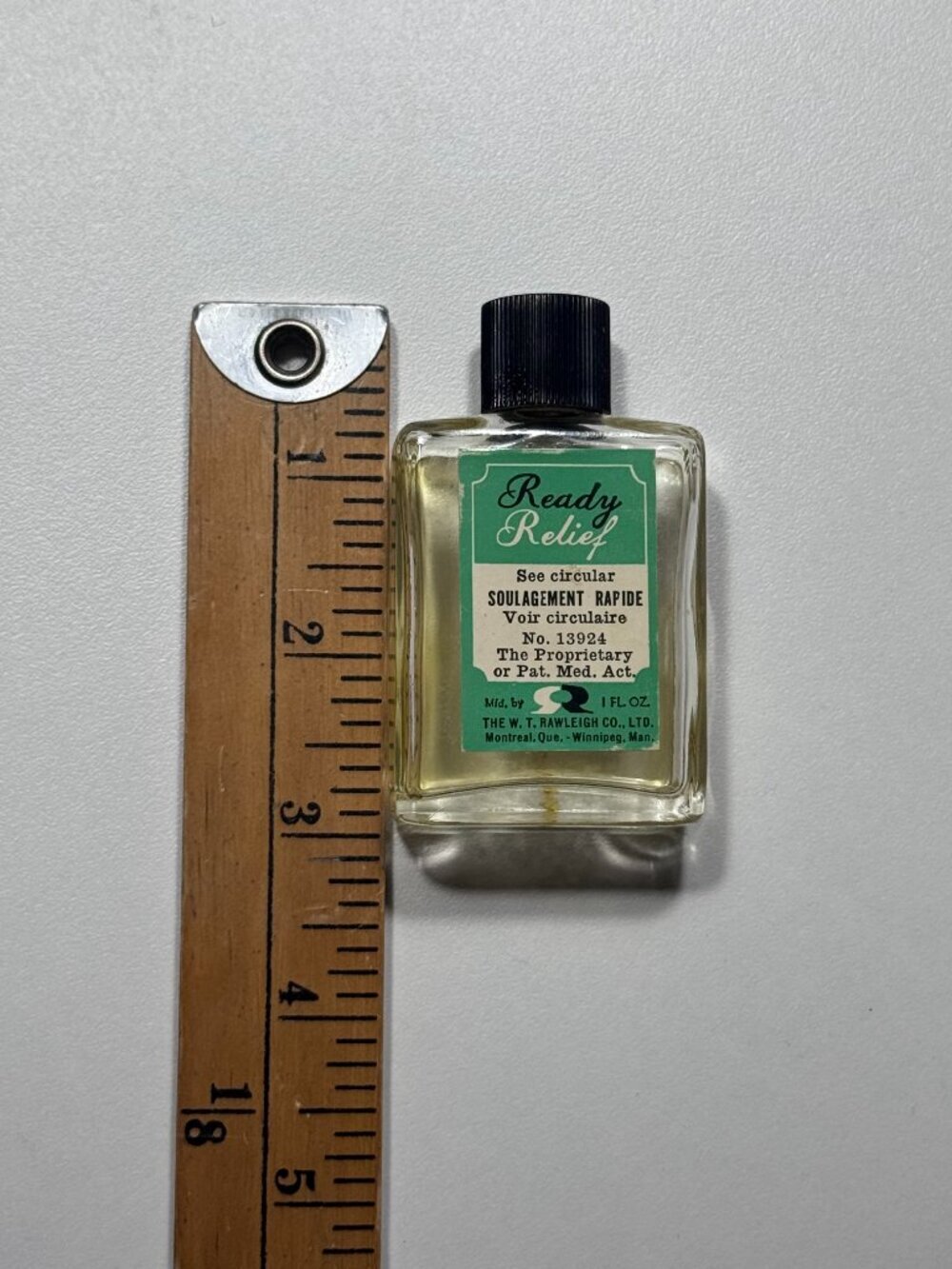 Vintage Rawleigh's Ready Relief Inhalant Bottle & Box 1940s Canada - Picture 11 of 12